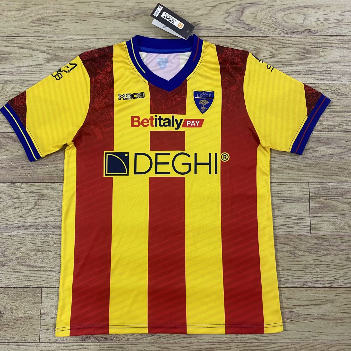 U.S. Lecce shirt Serie A 2023 2024